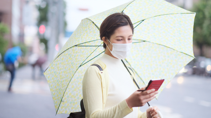 外干しで外出 は雨が心配 は これで解消 スマホ操作 洗剤 柔軟剤自動投入機能付き洗濯機 さむしんぐ